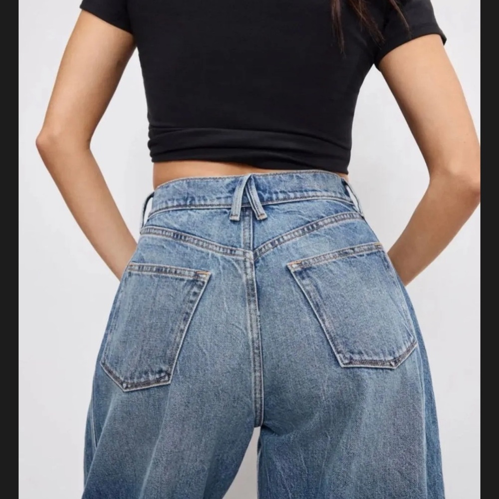 Good American High-Rise Wide Leg Two-Tone Blue Jeans - Picture 3 of 6